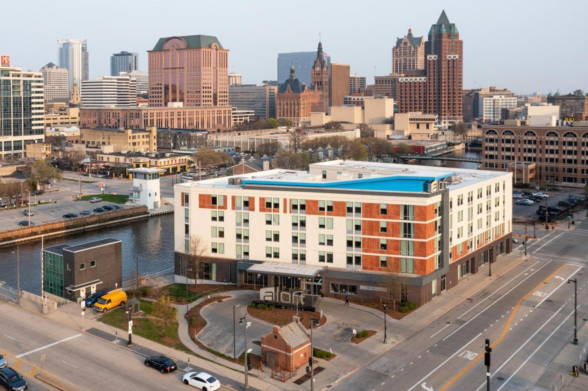 Aloft Hotel Milwaukee Downtown Exteriér fotografie